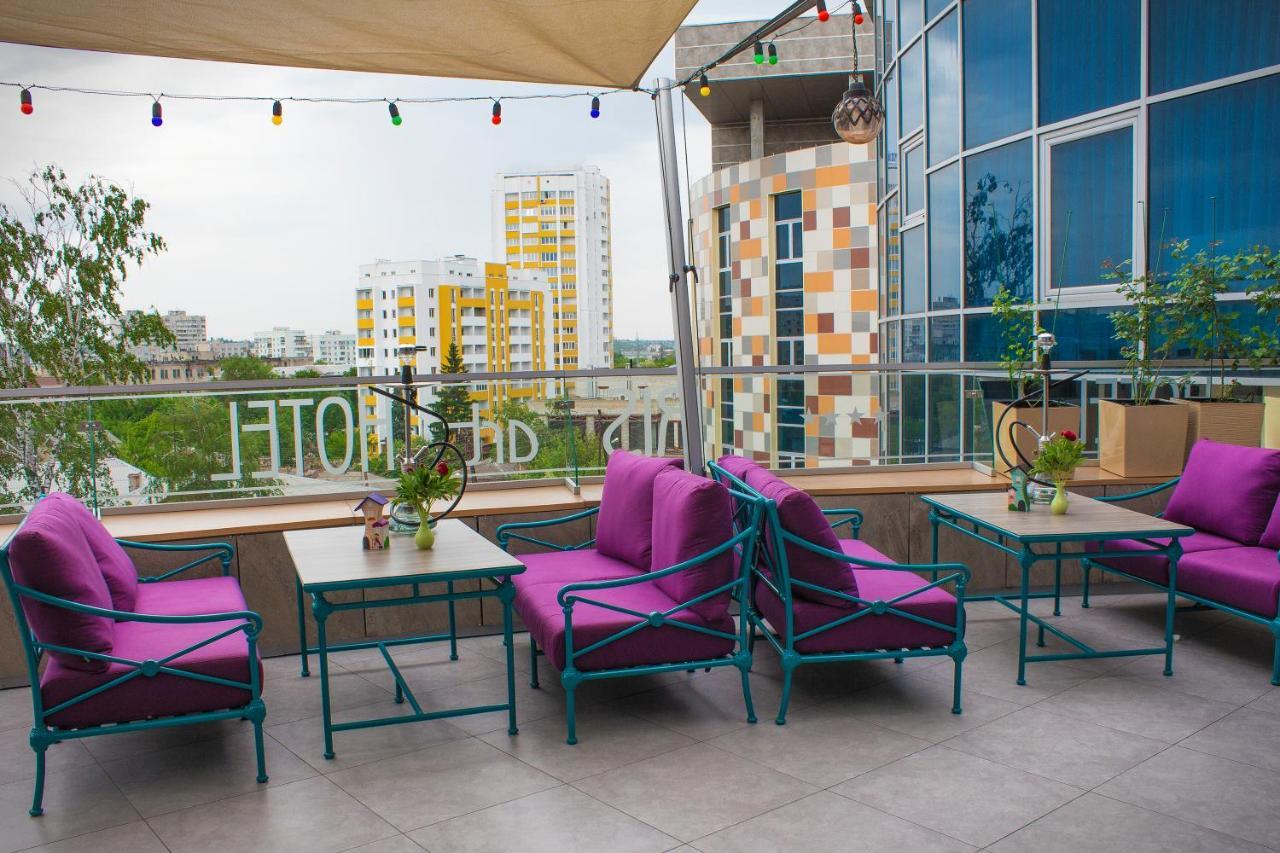 Iris Art Hotel Jarkov Exterior foto